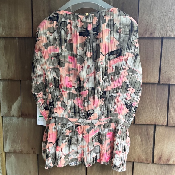 DKNY Women's Pink Printed Crewneck Pleated Peplum Fitted Blouse Top Size L, XL - Picture 15 of 17